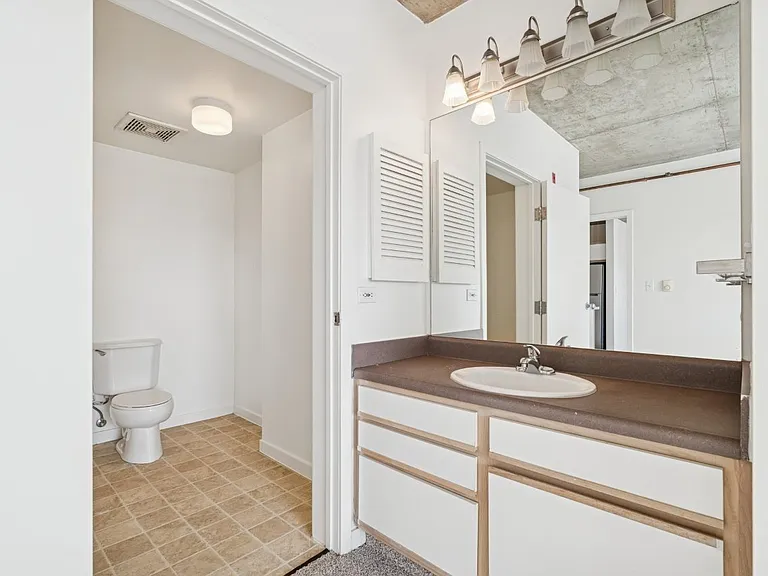 Residences at Capitol Heights — Photo 9
