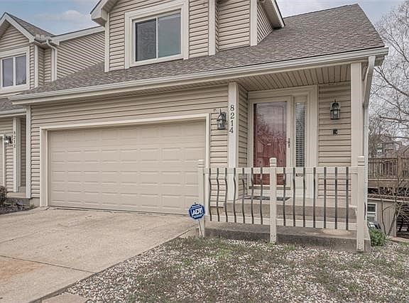 2nd image of 8214 N Bradford Ct