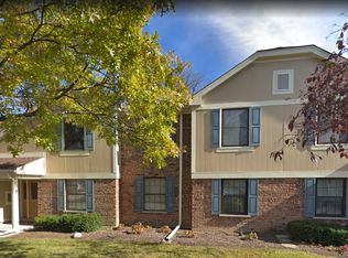 1108 Woodbury Ln APT A1, Wheeling, IL