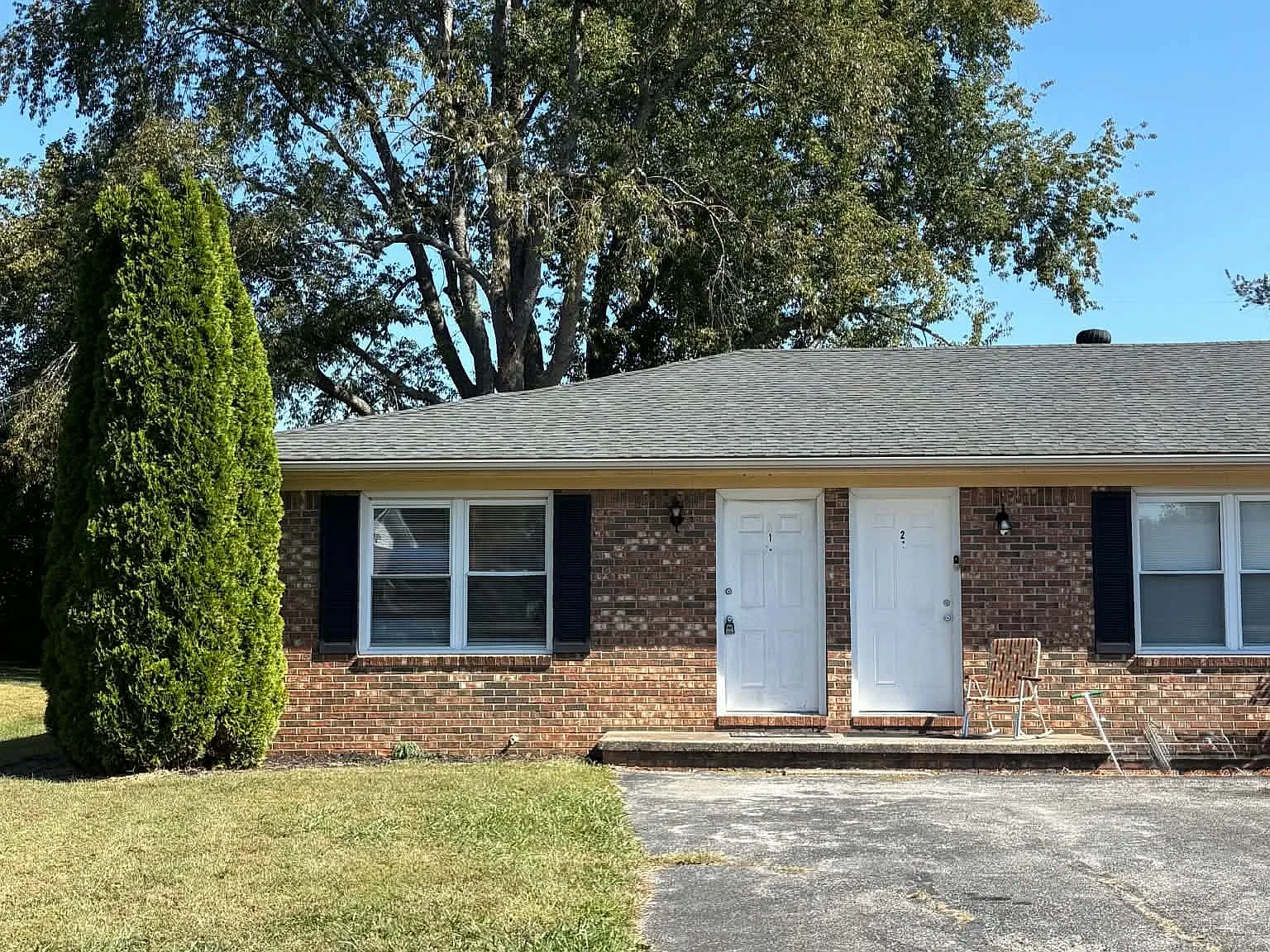 1716 McGregor Ct - Unit 1 — Photo 1
