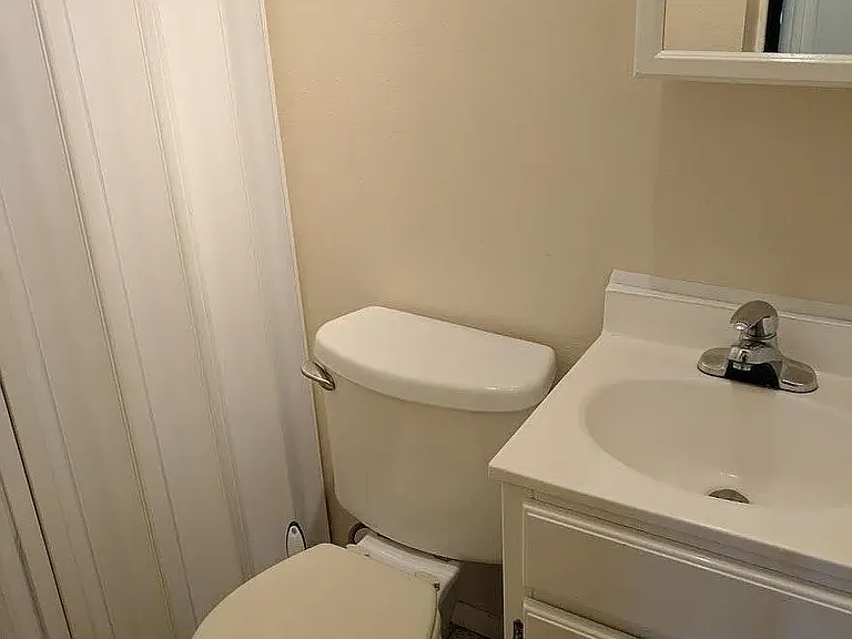 603 Edison Ave #D — Photo 7