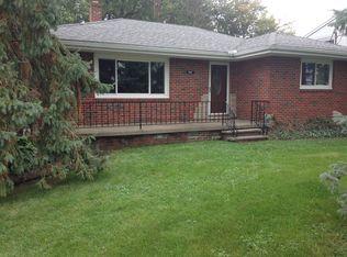 1259 N Stadium Rd, Oregon, OH 43616