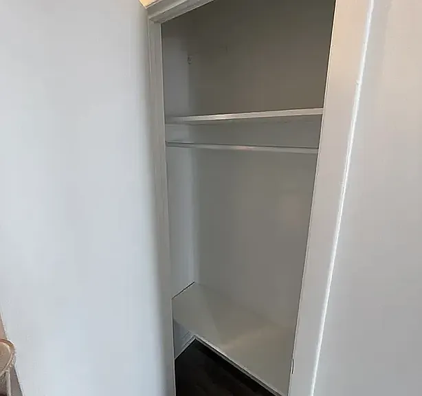 725 11th Ave #5C — Photo 7