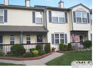 42 Quail Run, Bayville, NJ 08721