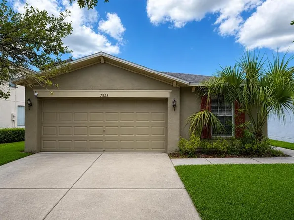 7823 Carriage Pointe Dr, Gibsonton, FL 33534