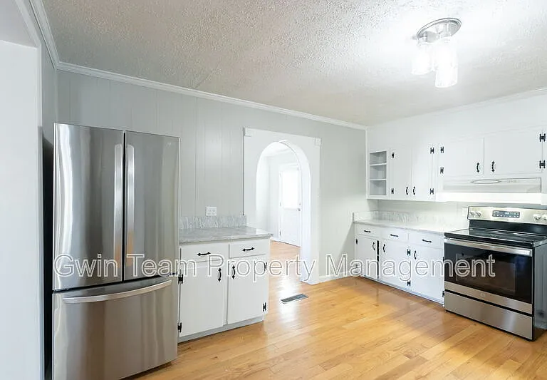 4715 S Lee St — Photo 10