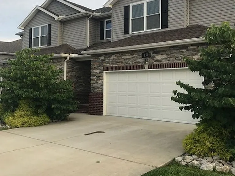 Eagle View Luxury Apartments — Photo 186