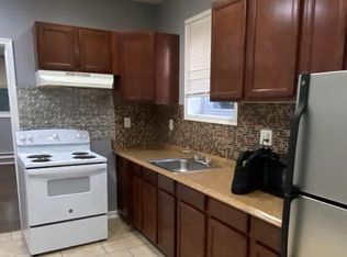 4809 N 11th St #B, Philadelphia, PA 19141