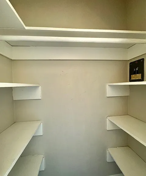 4010 Kansas St — Photo 6
