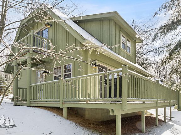 2nd image of 839 Golf Cottage Dr