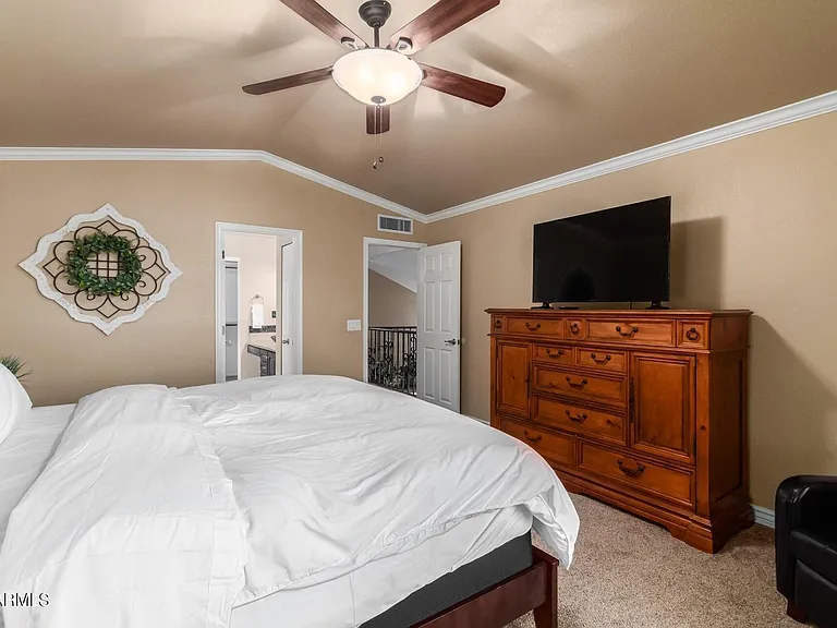 2911 E Windmere Dr — Photo 13
