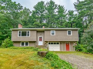 34 Hagstrom Rd, North Grosvenordale, CT 06255