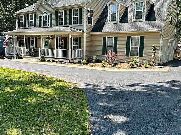3rd image of 38 Morewood Pl