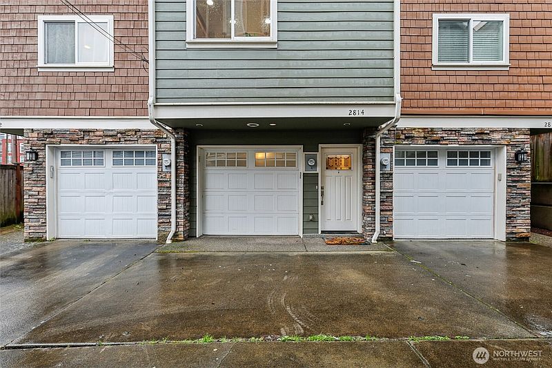2nd image of 2814 E Spring Street