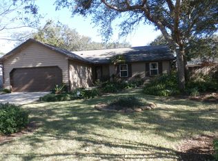 2002 Plumosa Palm Dr, Niceville, FL 32578