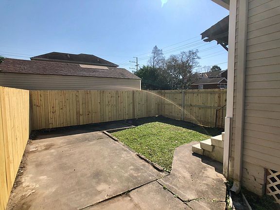 2nd image of 4903 Marigny St