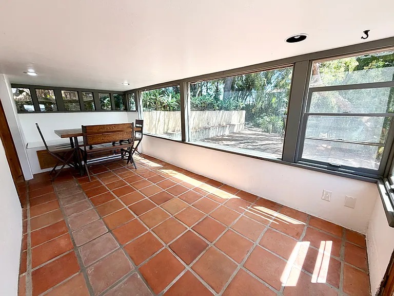 702 S Tulip St — Photo 18