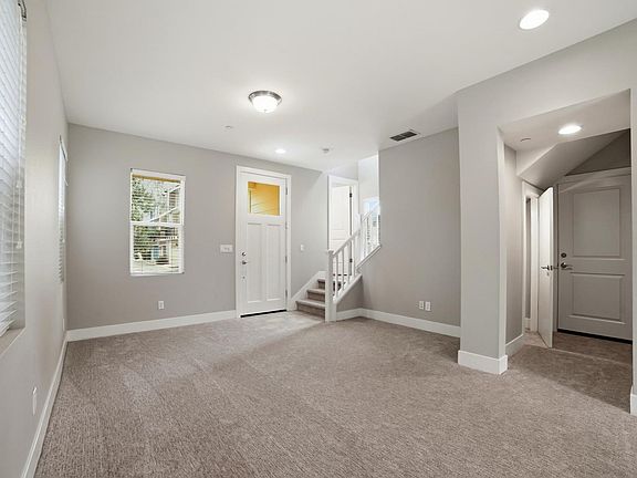 5th image of 49 Lipton Way