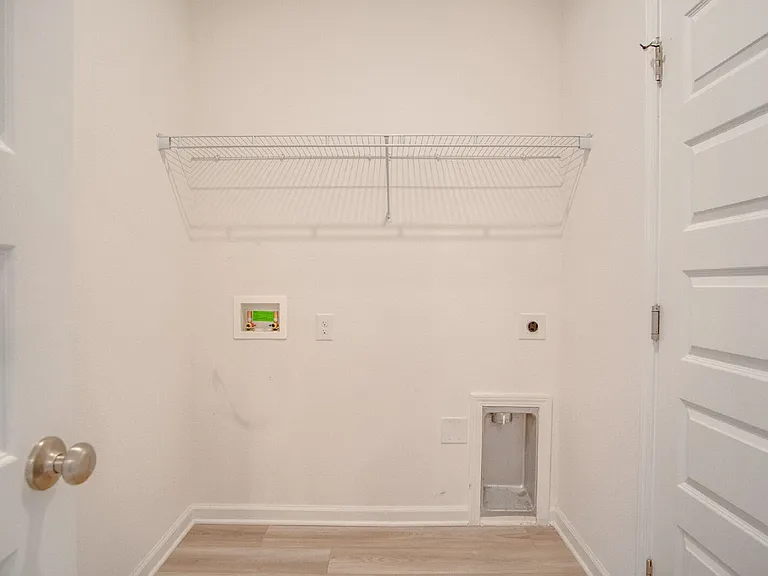 6625 Sun Tree Cir — Photo 26