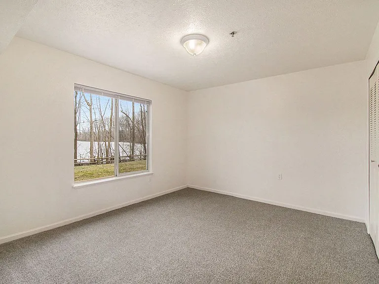 Canal 2 Apartments — Photo 33