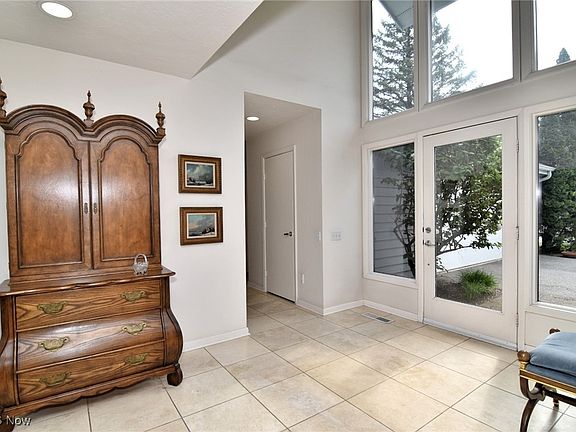 2nd image of 33605 Wellingford Ct