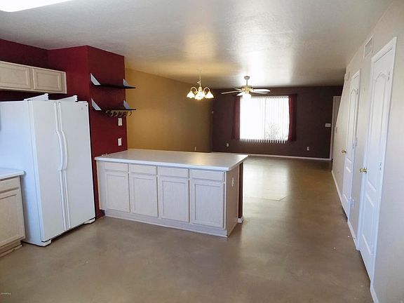 4th image of 18239 N 40th St Unit 118