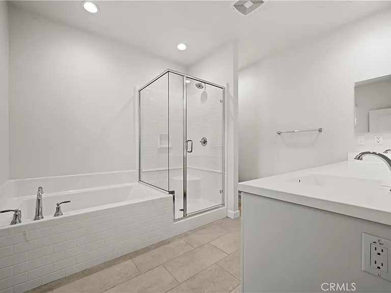 398 Sunrise Ln — Photo 20