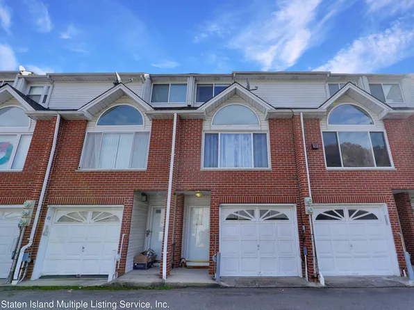 41 Cranford Ct, Staten Island, NY 10306