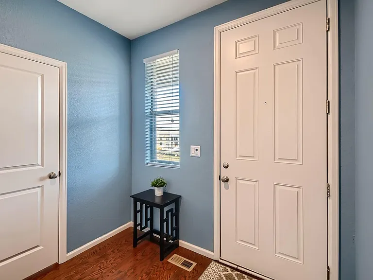 2808 Summer Day Ave — Photo 7
