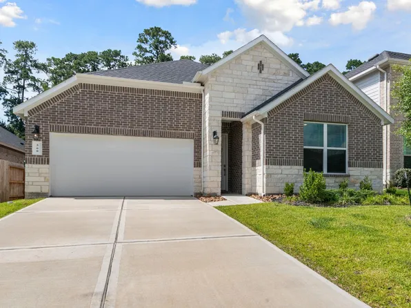 560 Newcomb Hollow Dr, Conroe, TX 77304