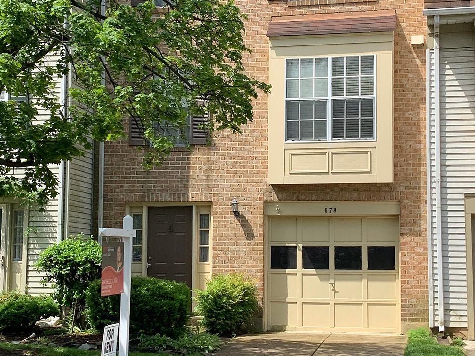 1st image of 678 Ivy League Ln