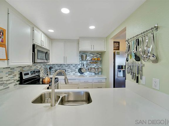 3rd image of 3078 Broadway Unit 318