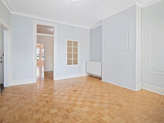 4th image of 621 Morgan Ave APT 3