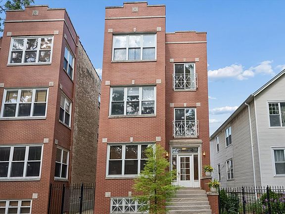 2nd image of 2236 N Maplewood Ave #3