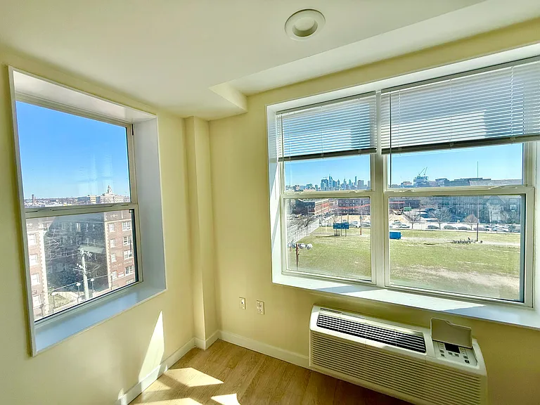 249 S 49th St #8O6 — Photo 46