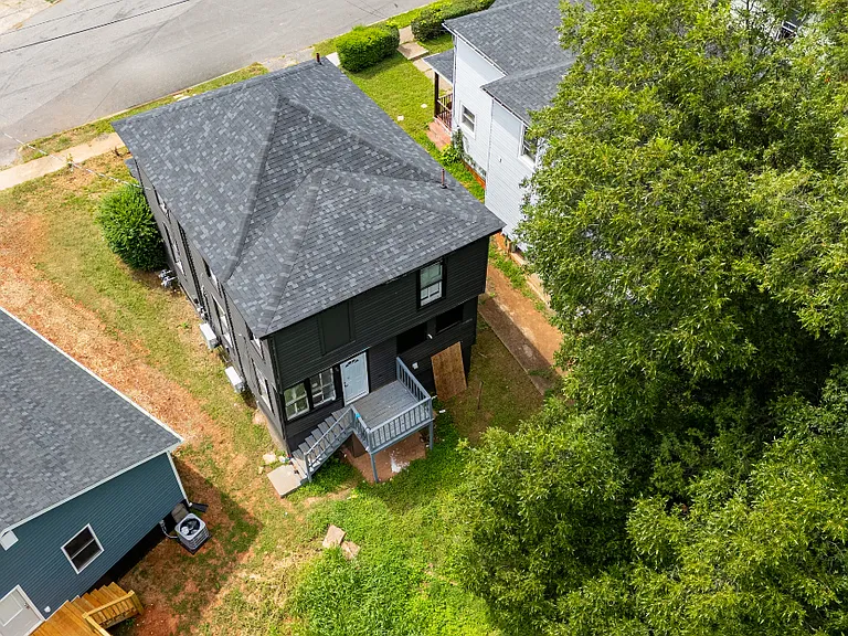 2228 Tulip St #B — Photo 14