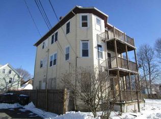 12 Lynn St, Providence, RI 02907