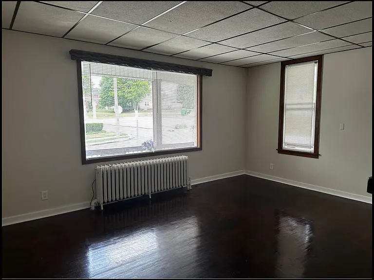 402 W Sample St — Photo 6