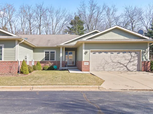 11385 W Rawson Ave #6, Franklin, WI 53132