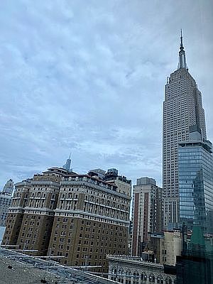 5th image of 885 6th Ave APT 20G