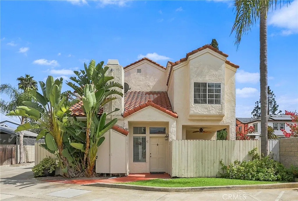 3 bed, 1369 sqft, $4,500 — Photo 3
