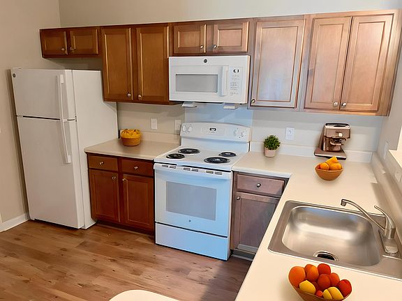 2nd image of 001-55 Parham St