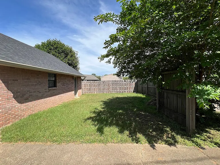 3808 Oak Ave — Photo 18