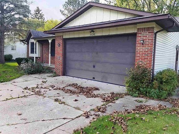 2nd image of 6058 Coventry Dr