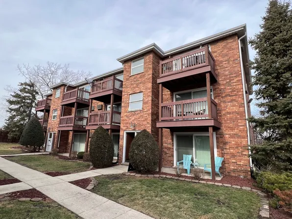 14800 Ketelaar Dr #1011, Midlothian, IL 60445