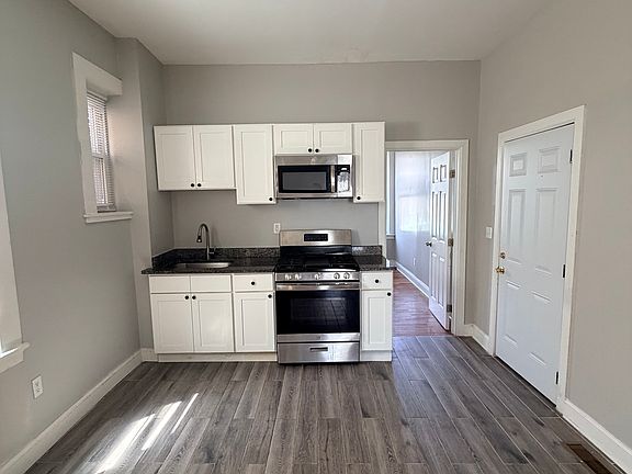 3rd image of 45 William St APT 1