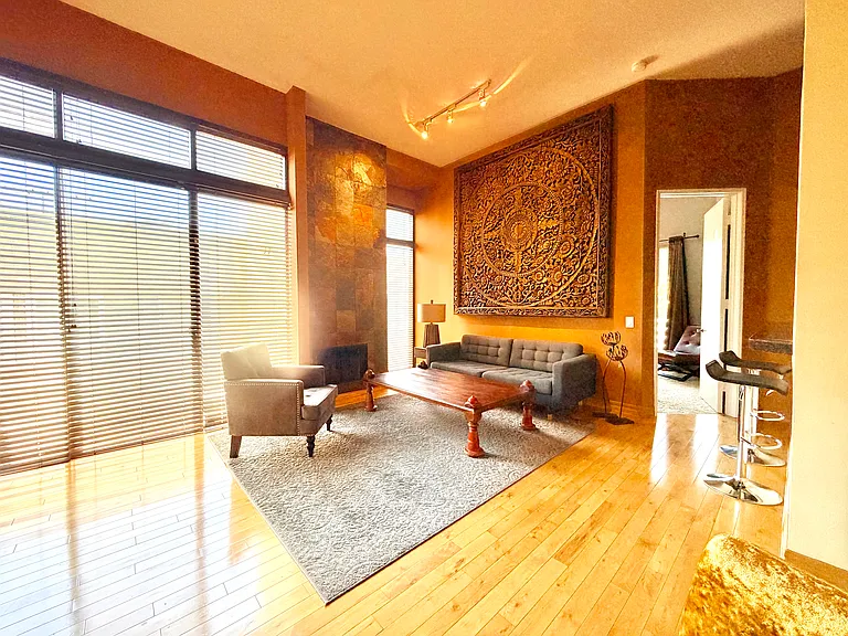 5151 Balboa Blvd #306 — Photo 1