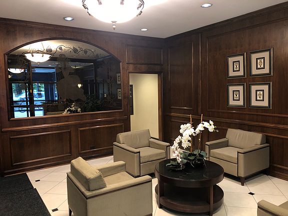 3rd image of 2100 N Lincoln Park W #9E