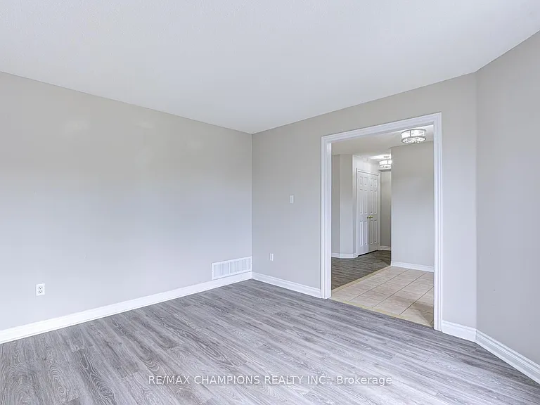 20 Bell St — Photo 15
