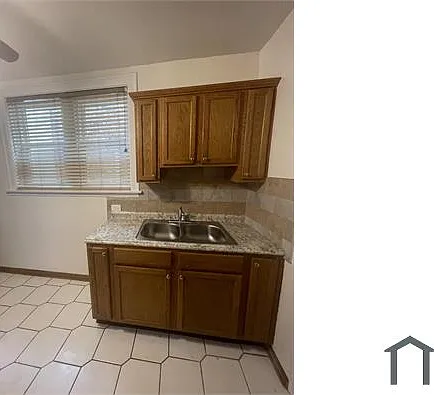 9045 S Laflin St #2 — Photo 7